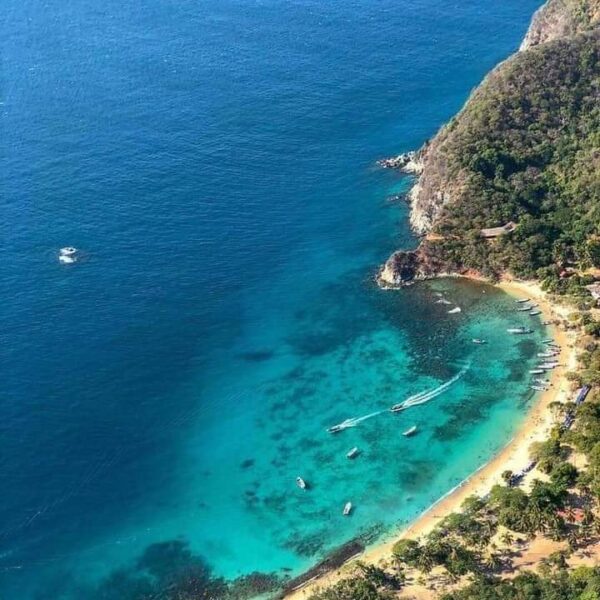 Crystal Beach - Tayrona Park from Palomino, Buritaca and the area